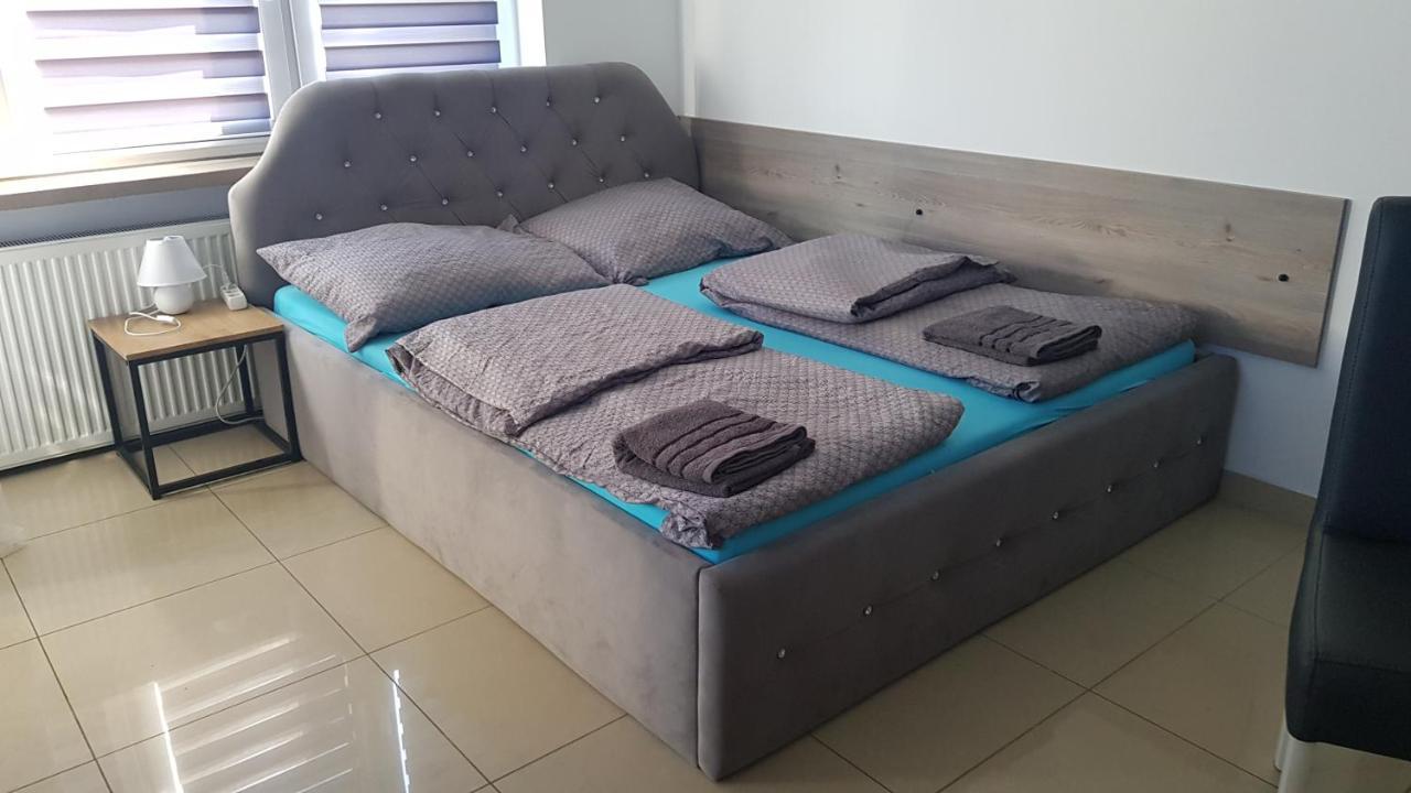 Apartament Rudy 102 Self Check-In 24H Apartman Bytom Kültér fotó