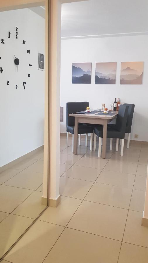 Apartament Rudy 102 Self Check-In 24H Apartman Bytom Kültér fotó